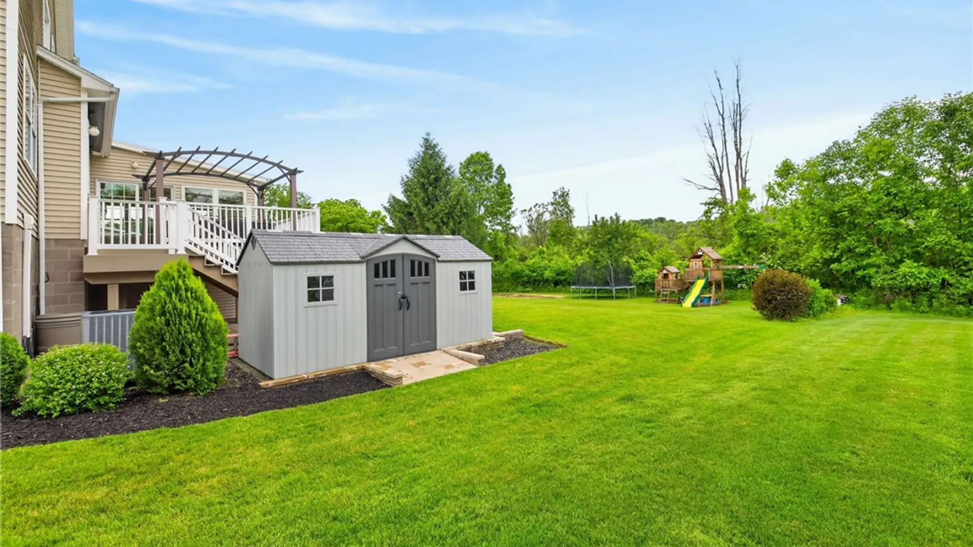 Property at 77 Broadmoor Trail, Perinton, NY 14450 45
