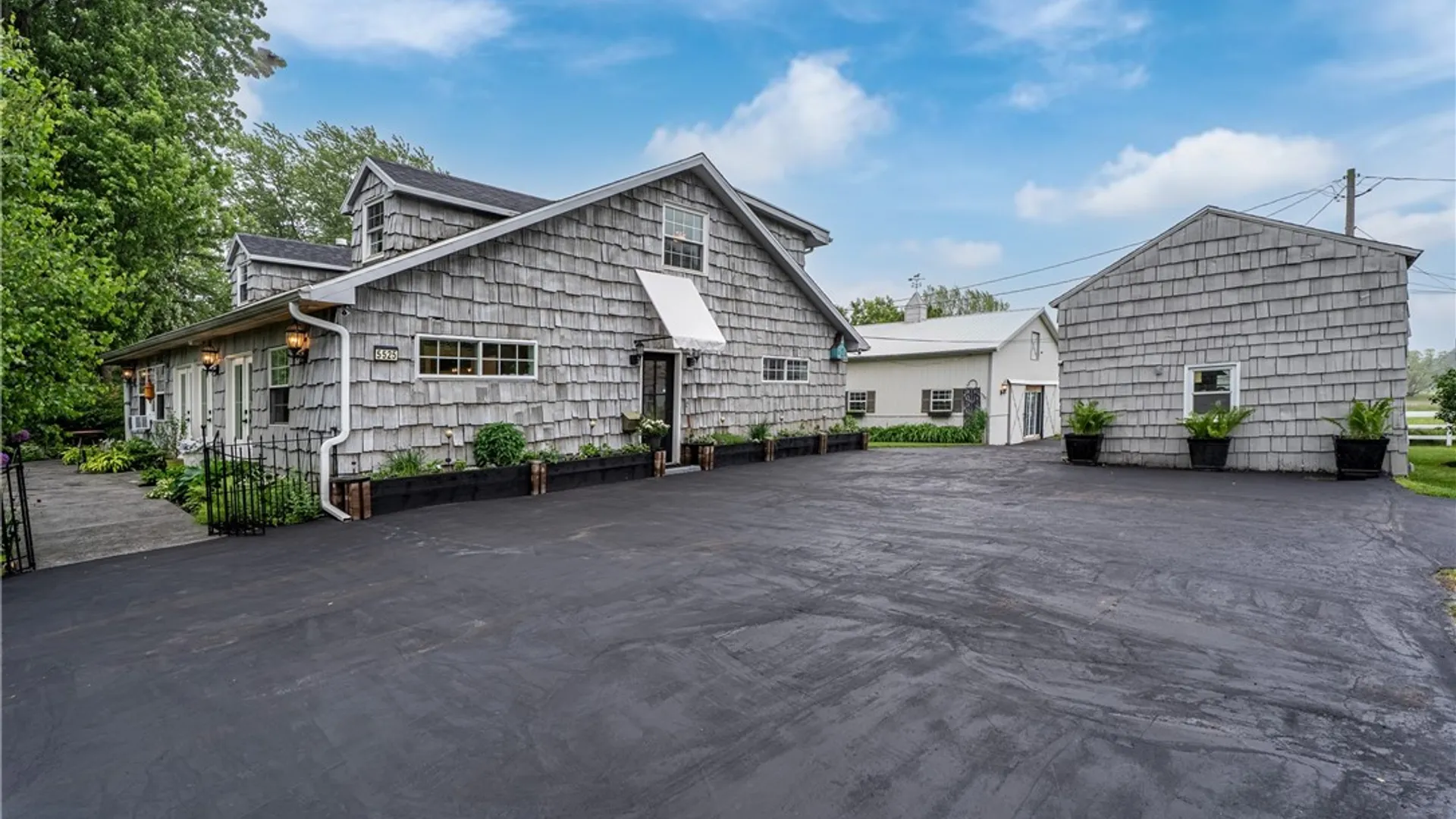 Property at 5525 Old Goodrich Road, Clarence, NY 14301 2