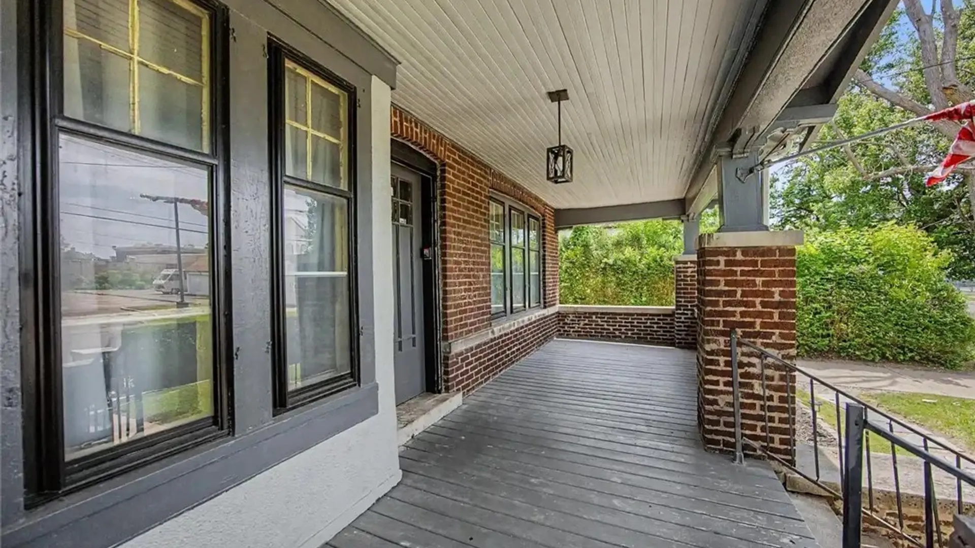 Property at 1623 10th Street, Niagara Falls, NY 14305 4