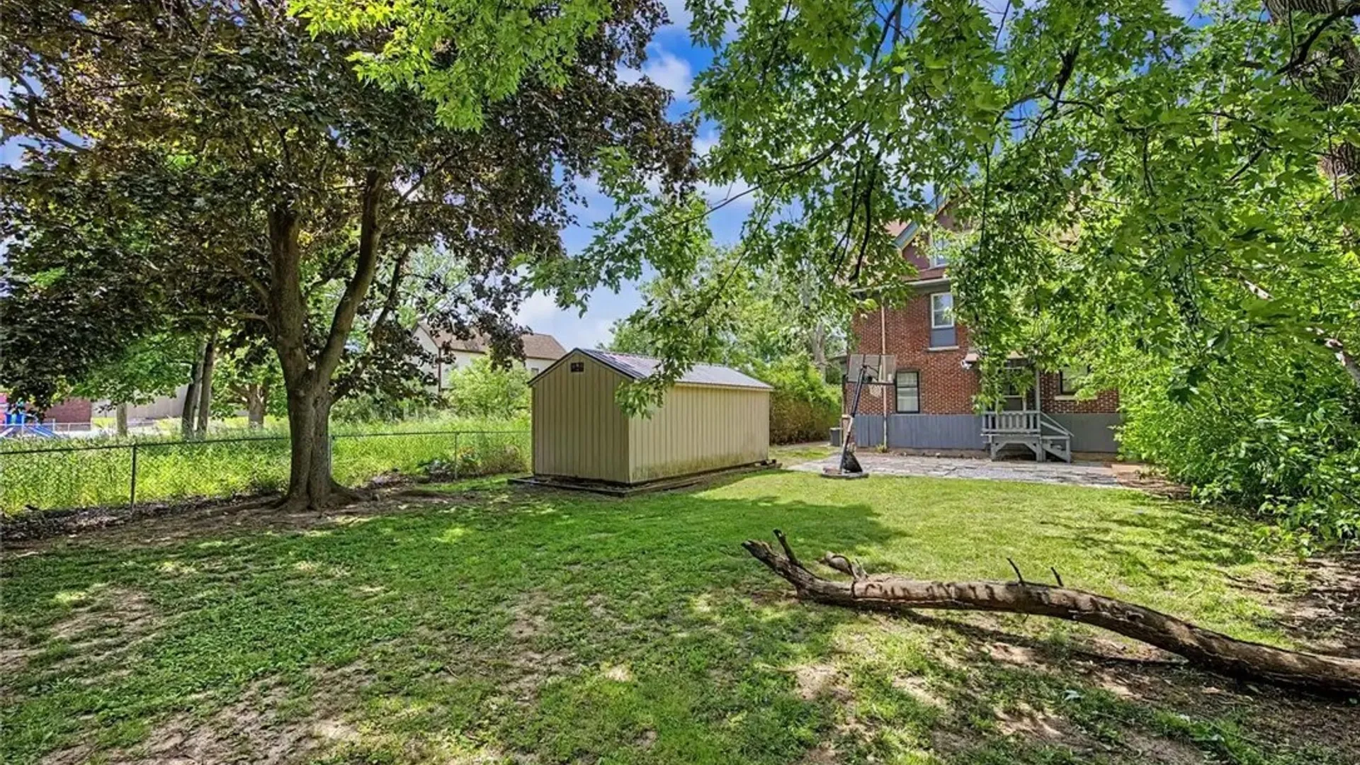 Property at 1623 10th Street, Niagara Falls, NY 14305 48