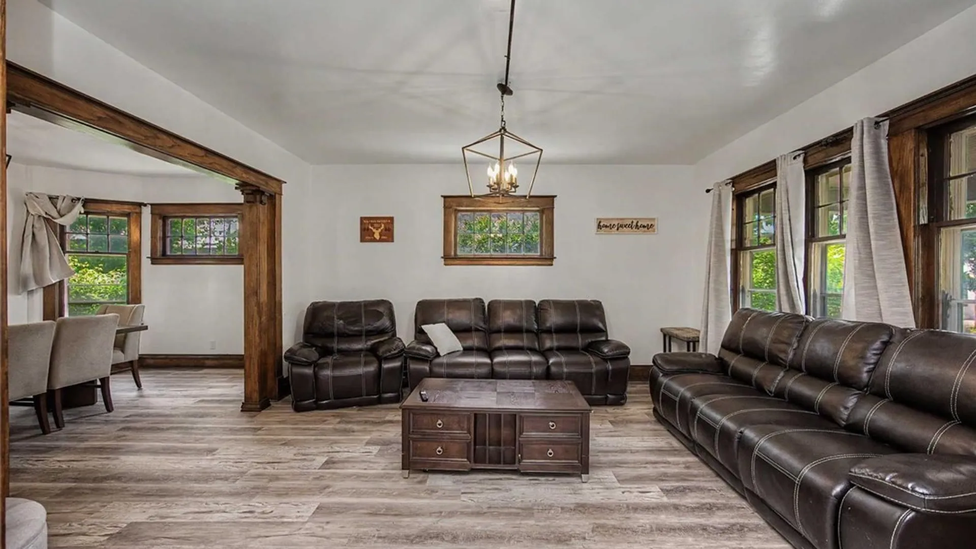 Property at 1623 10th Street, Niagara Falls, NY 14305 7