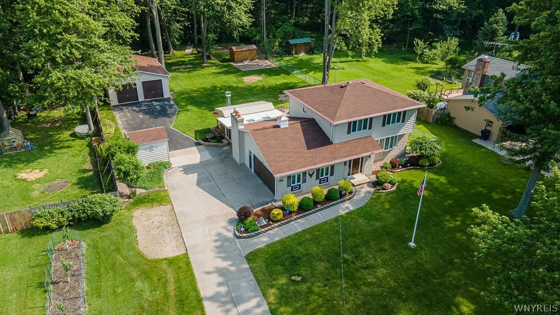 Property at 1631 Huth Road, Grand Island, NY 14072 2