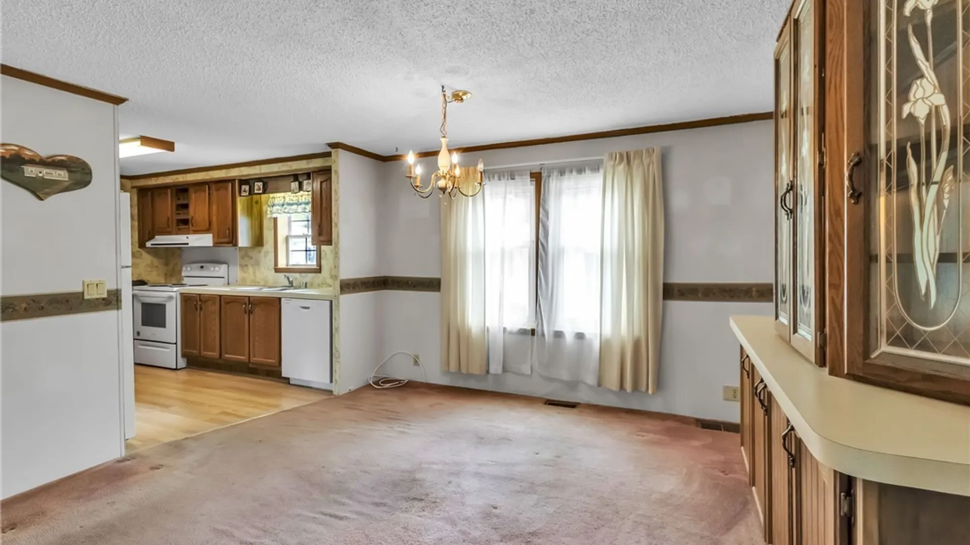 Property at 41 Sunset Lane, Yorkshire, NY 14009 12