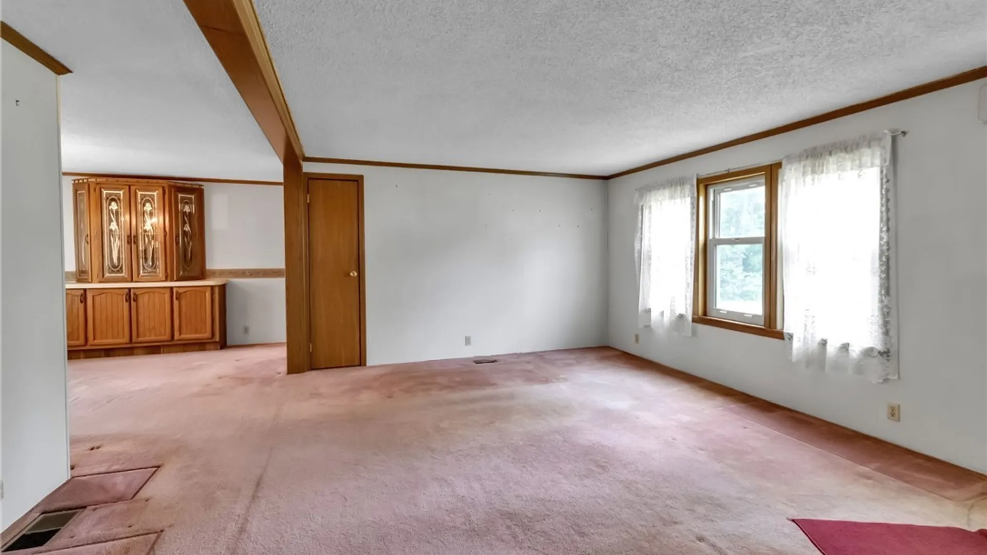 Property at 41 Sunset Lane, Yorkshire, NY 14009 8