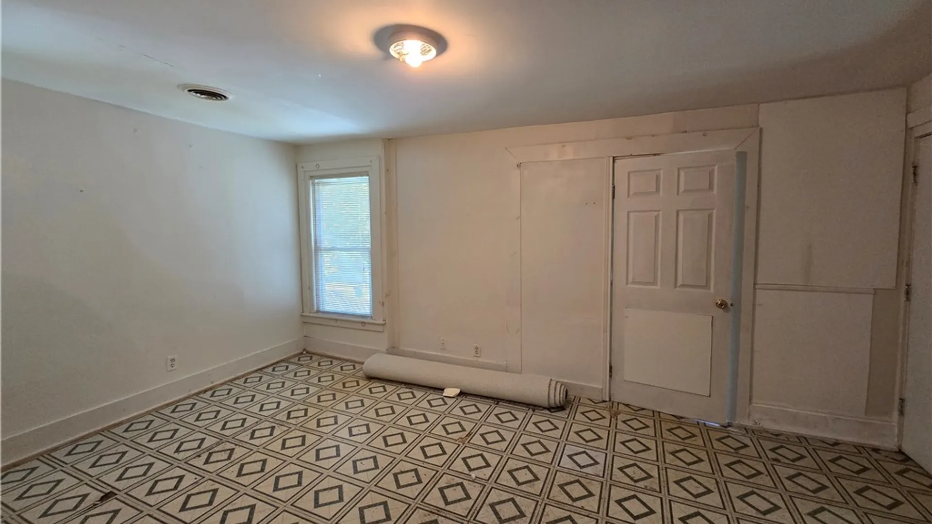 Property at 58 Champlain Street, Rochester, NY 14608 10