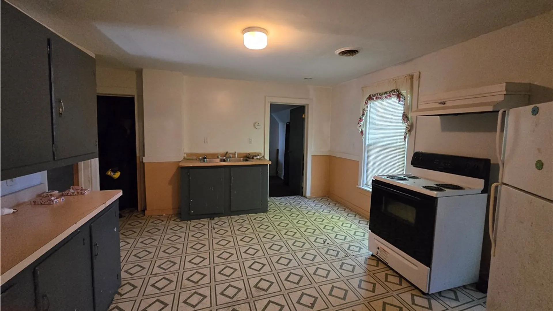Property at 58 Champlain Street, Rochester, NY 14608 11