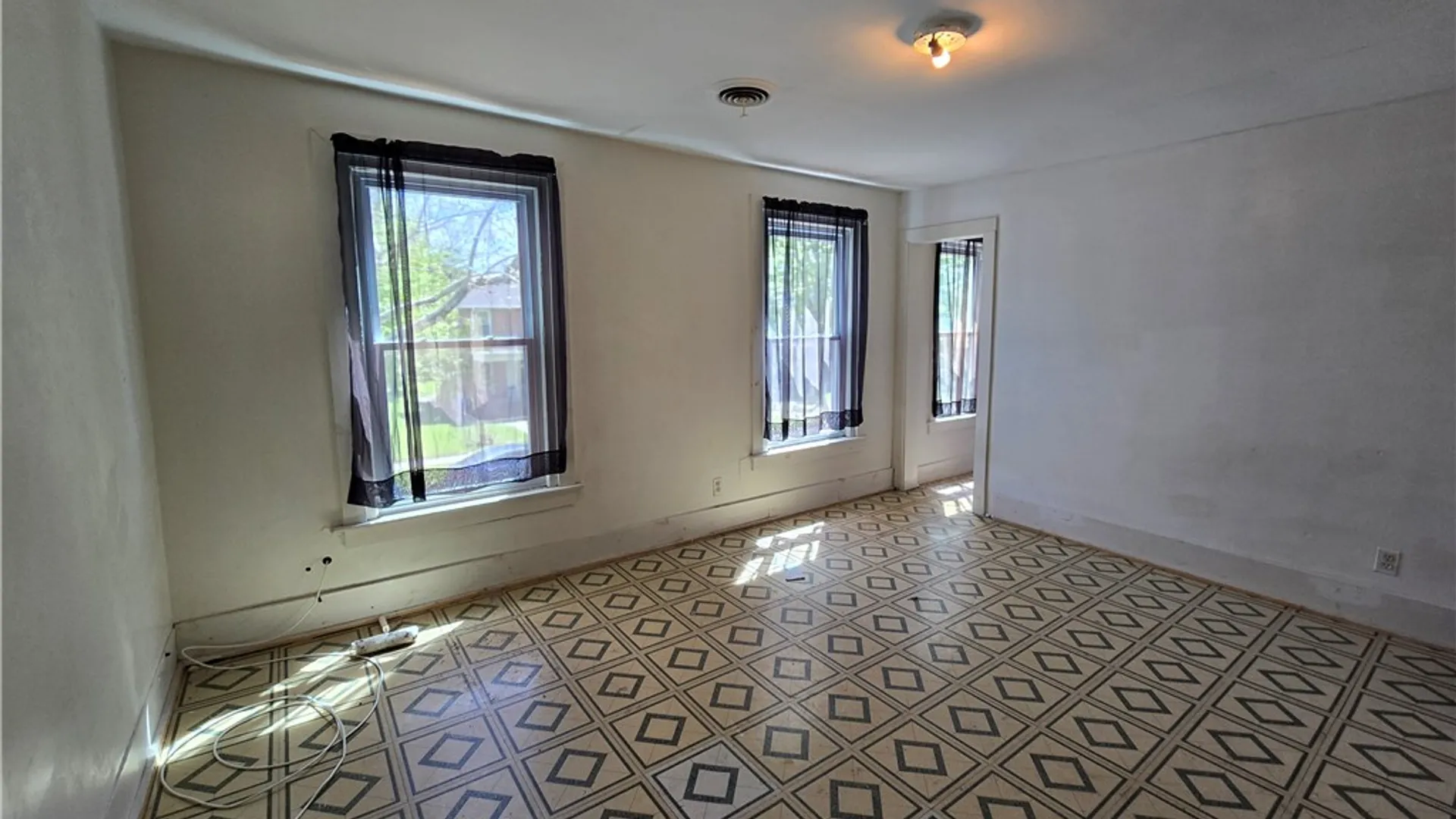 Property at 58 Champlain Street, Rochester, NY 14608 4