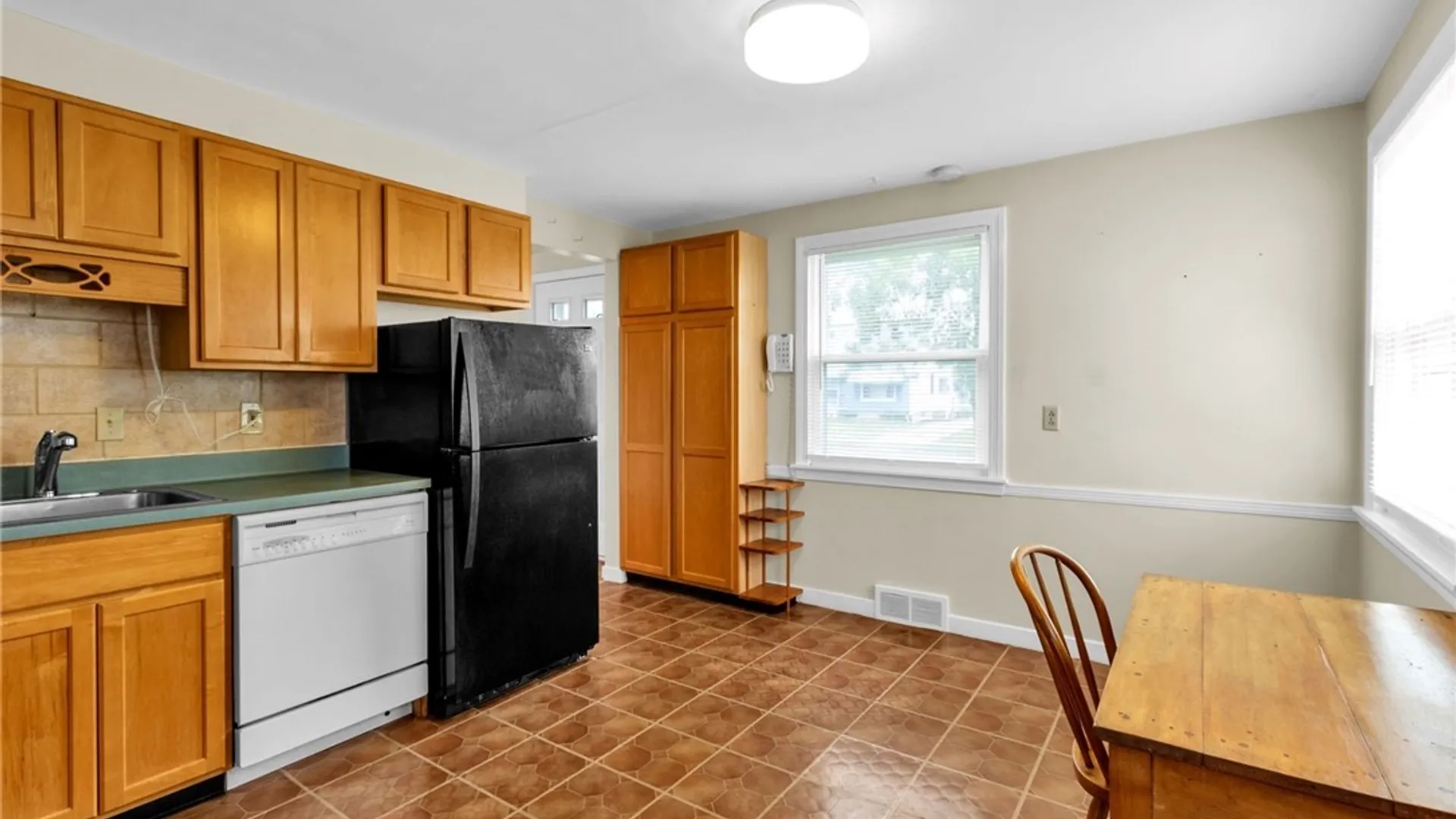 Property at 55 Fries Road, Tonawanda, NY 14150 8