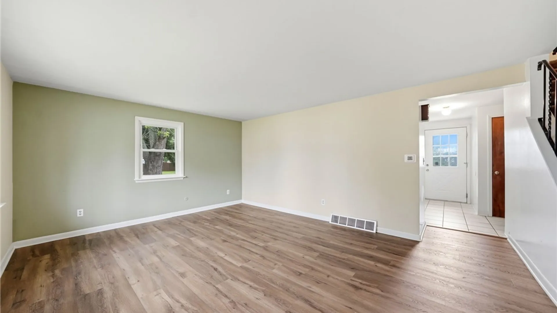 Property at 4123 Bryant Street, Hamburg, NY 14219 10