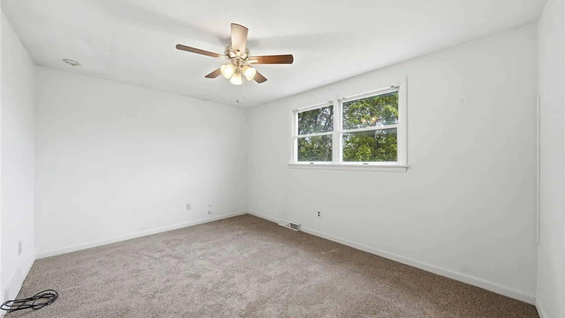 Property at 4123 Bryant Street, Hamburg, NY 14219 24