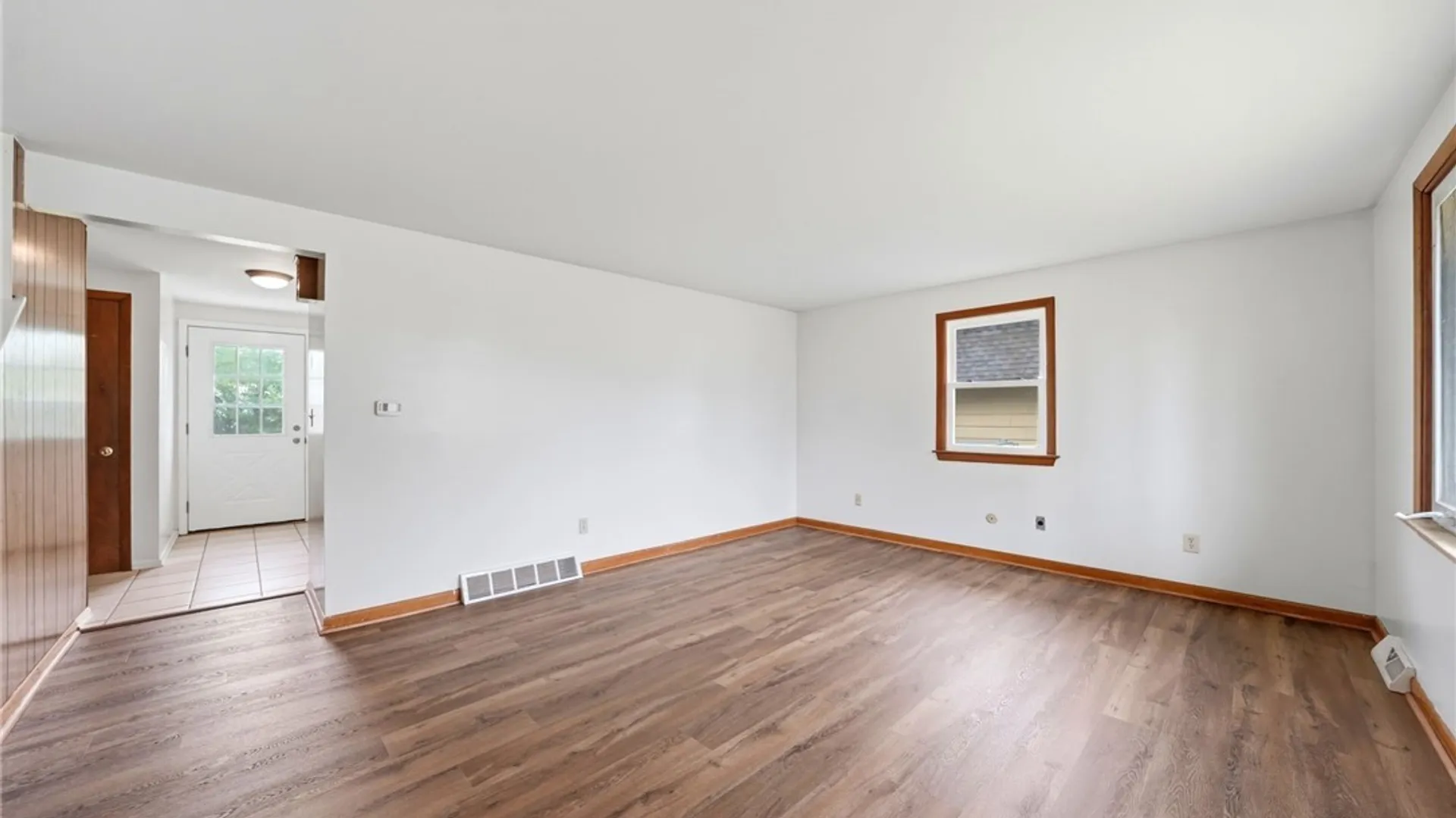Property at 4123 Bryant Street, Hamburg, NY 14219 29