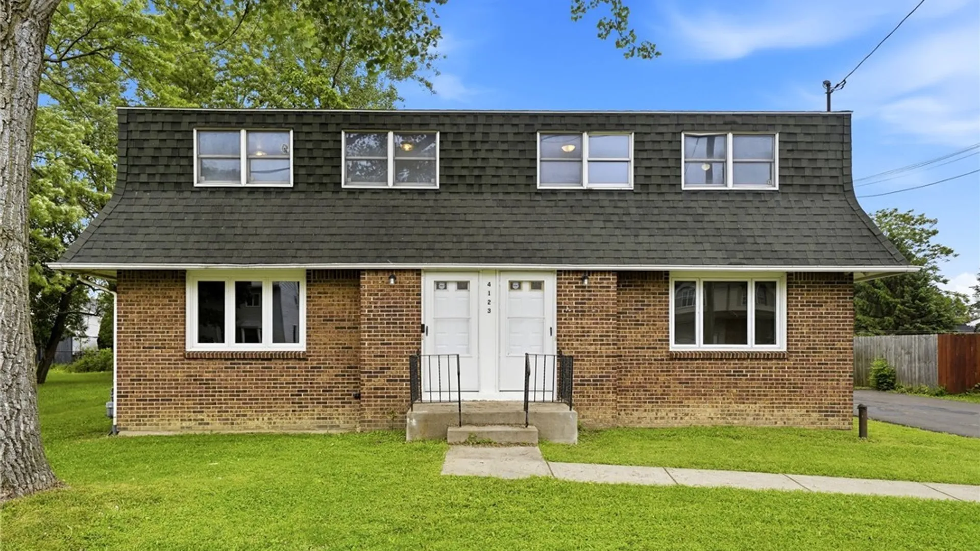 Property at 4123 Bryant Street, Hamburg, NY 14219 3