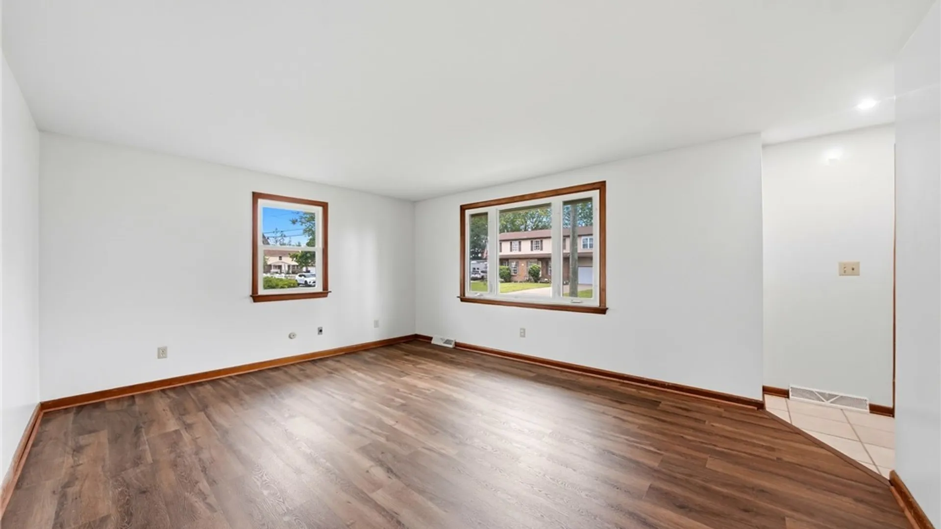 Property at 4123 Bryant Street, Hamburg, NY 14219 30