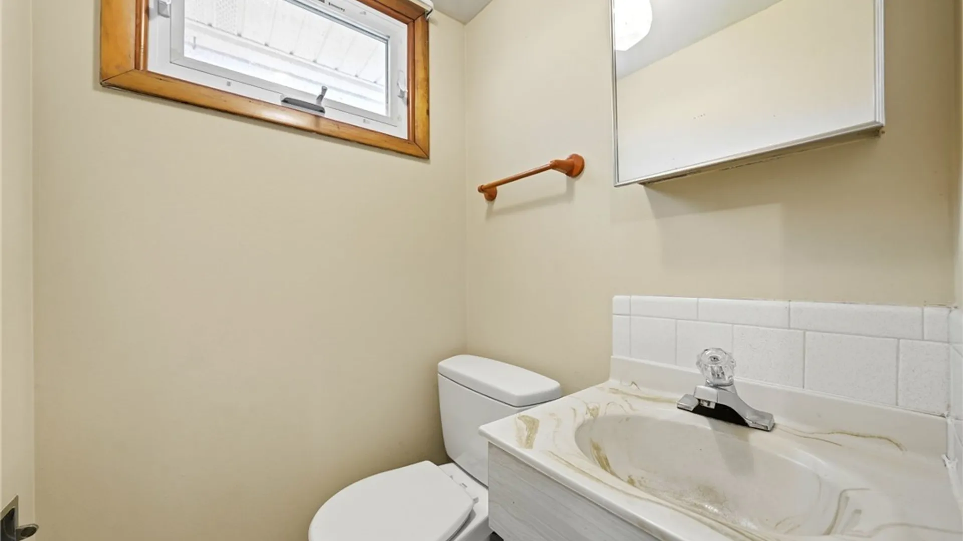 Property at 4123 Bryant Street, Hamburg, NY 14219 35