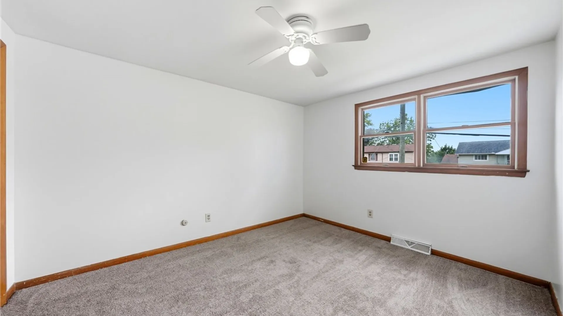 Property at 4123 Bryant Street, Hamburg, NY 14219 39