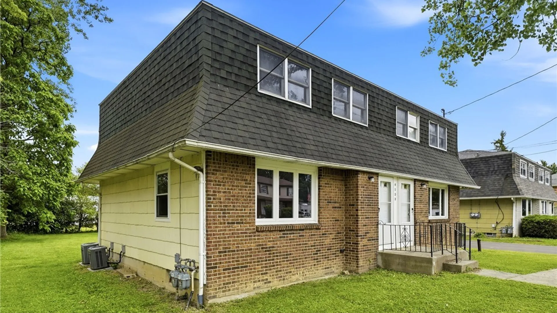 Property at 4123 Bryant Street, Hamburg, NY 14219 4