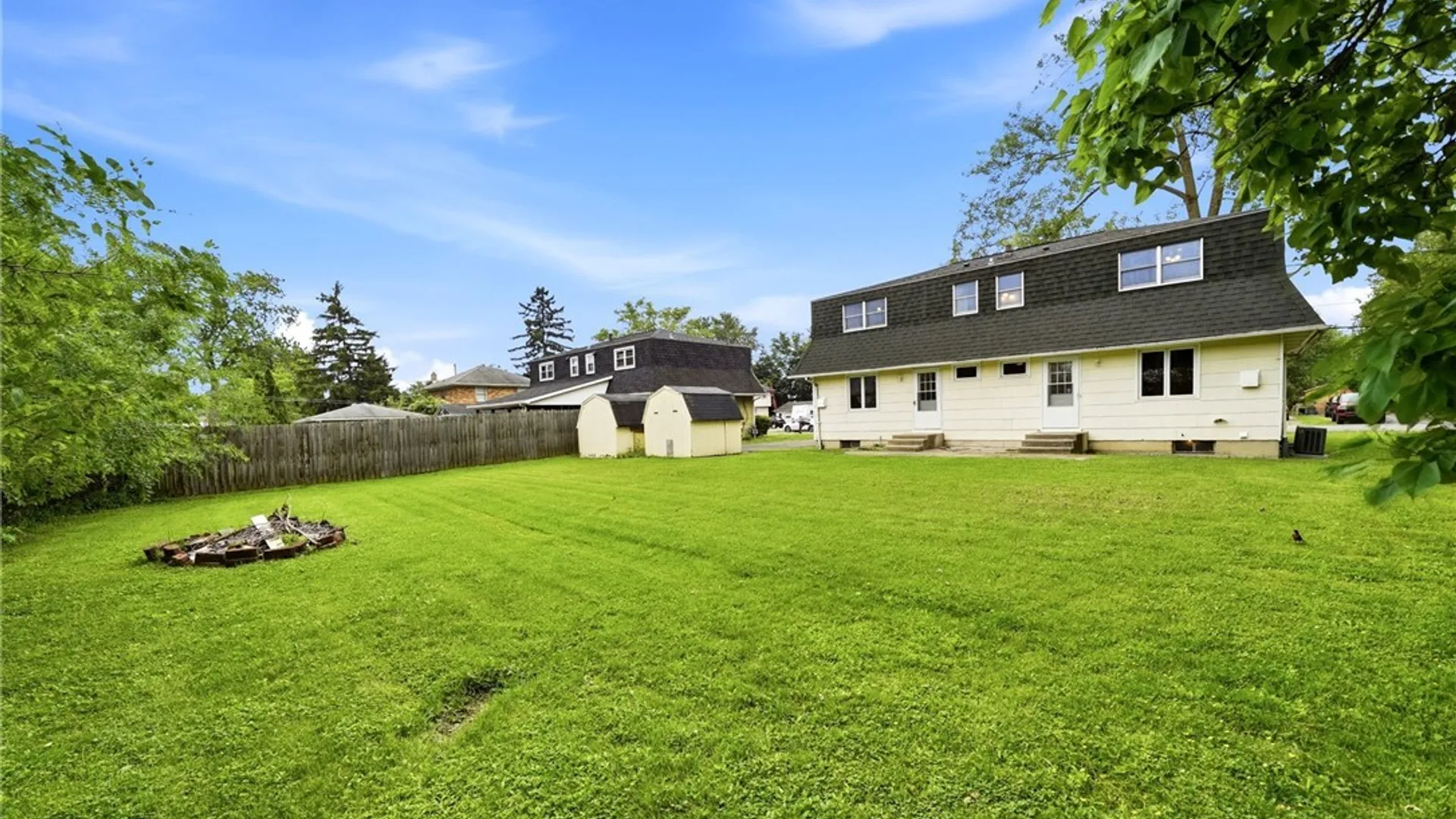 Property at 4123 Bryant Street, Hamburg, NY 14219 6