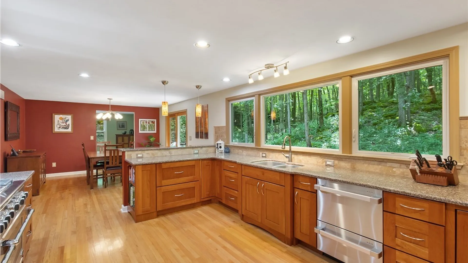 Property at 4710 Limberlost Lane, Manlius, NY 13104 14