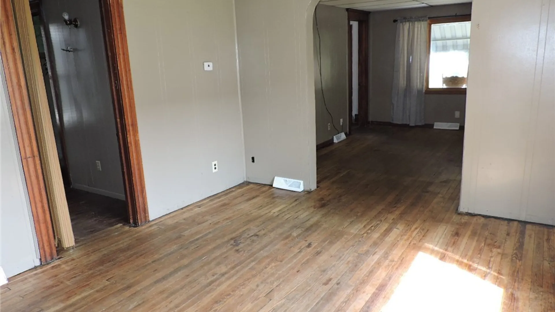Property at 125 Ludington Street, Buffalo, NY 14206 14
