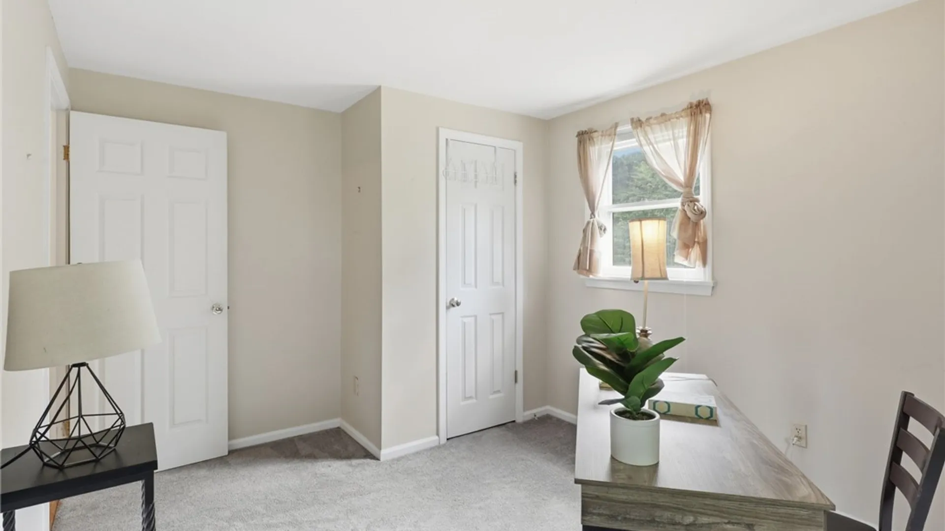 Property at 3155 Atlantic Avenue, Penfield, NY 14526 15