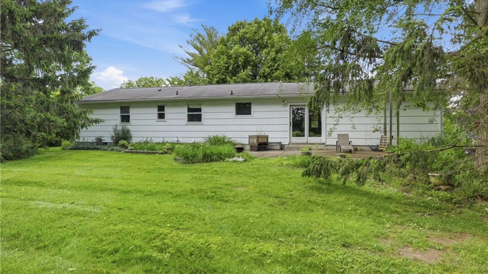 Property at 3155 Atlantic Avenue, Penfield, NY 14526 27