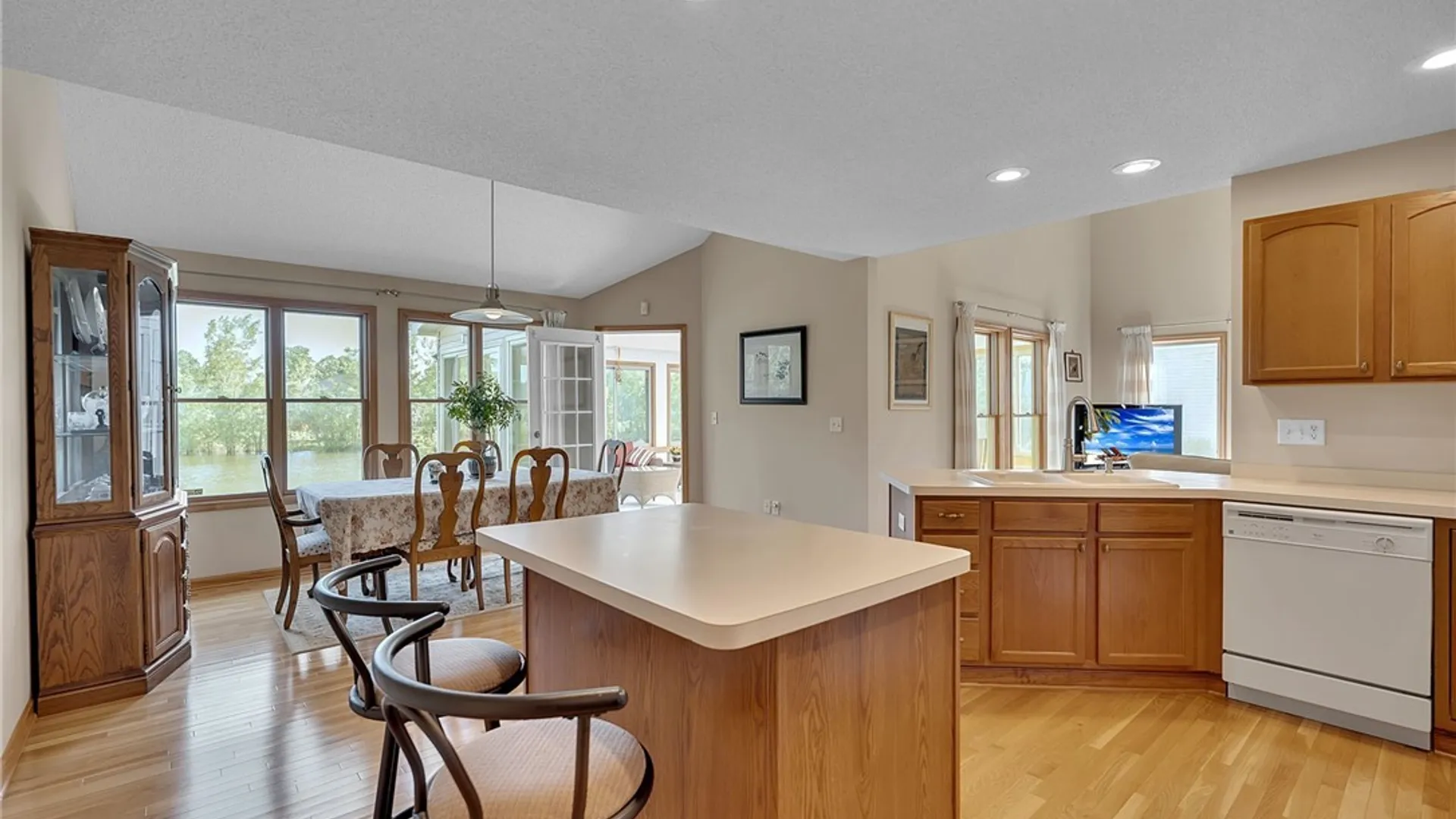 Property at 8908 Connemara Lane, Clarence, NY 14032 19