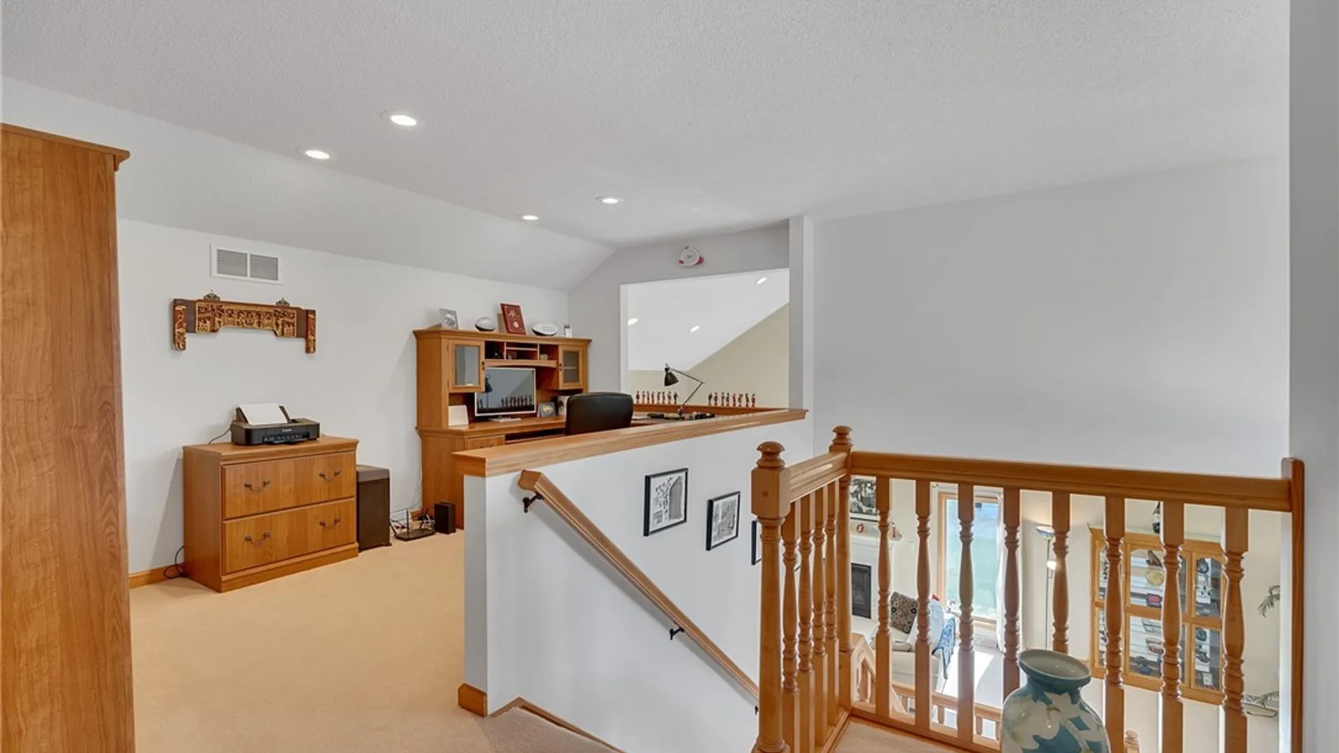 Property at 8908 Connemara Lane, Clarence, NY 14032 32