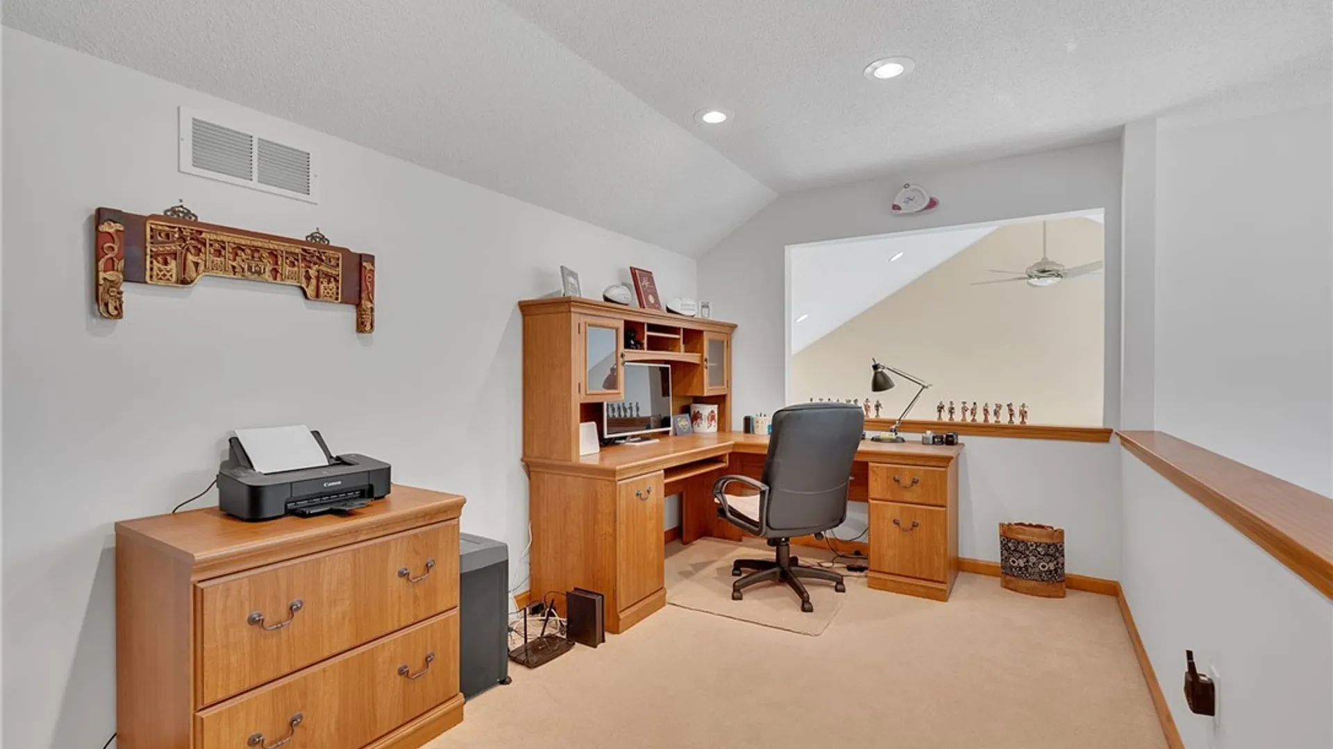 Property at 8908 Connemara Lane, Clarence, NY 14032 33
