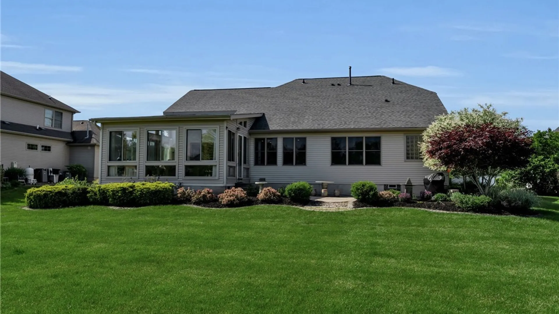 Property at 8908 Connemara Lane, Clarence, NY 14032 39