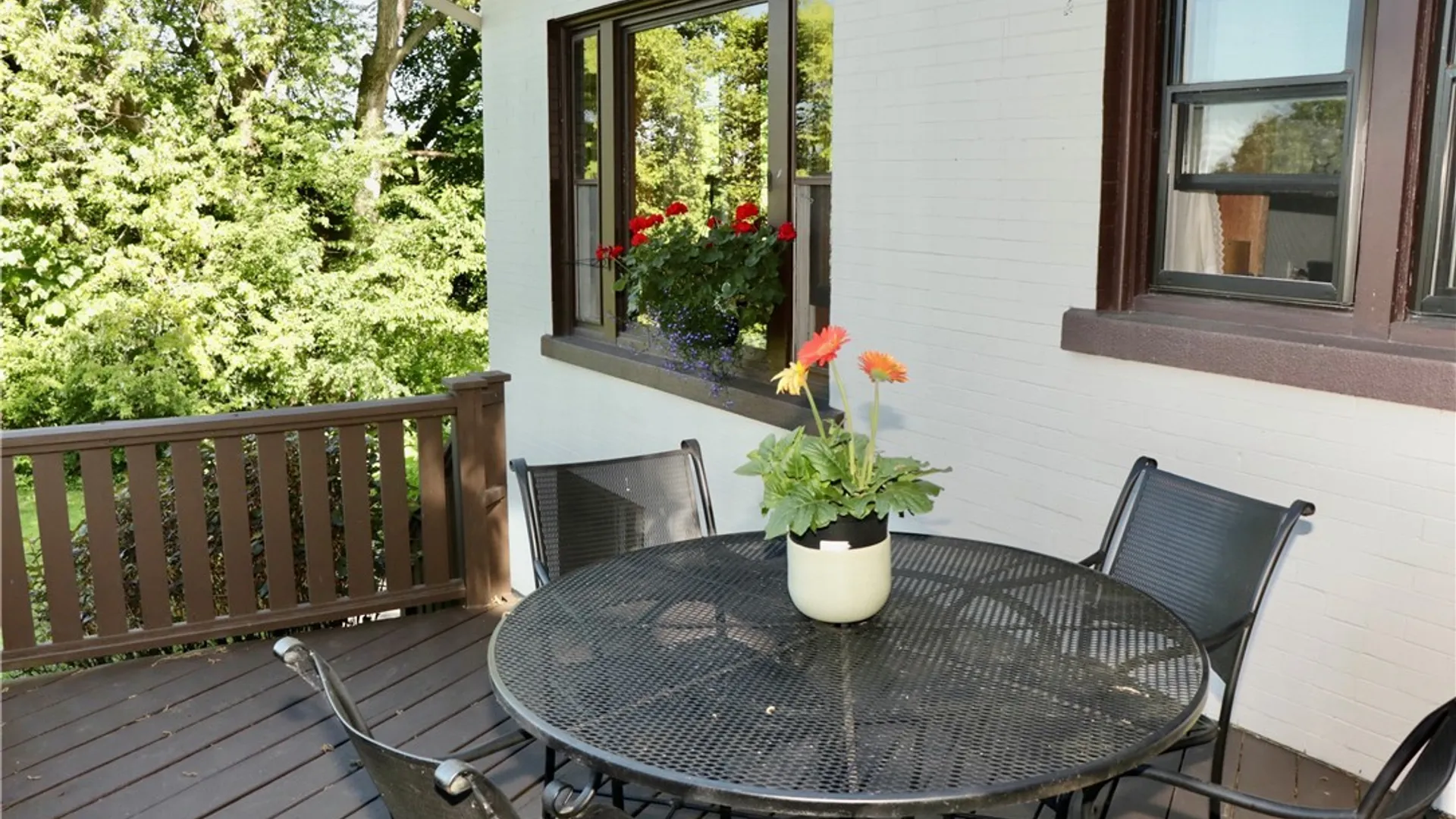Property at 190 Parkside Avenue, Syracuse, NY 13207 6