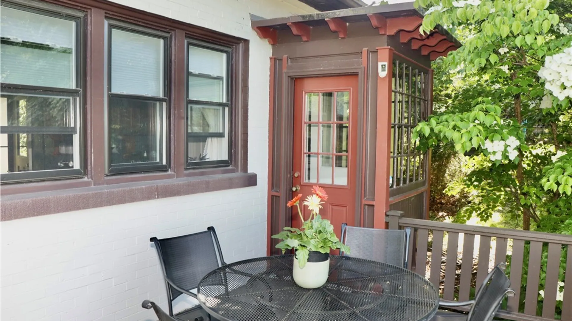 Property at 190 Parkside Avenue, Syracuse, NY 13207 7