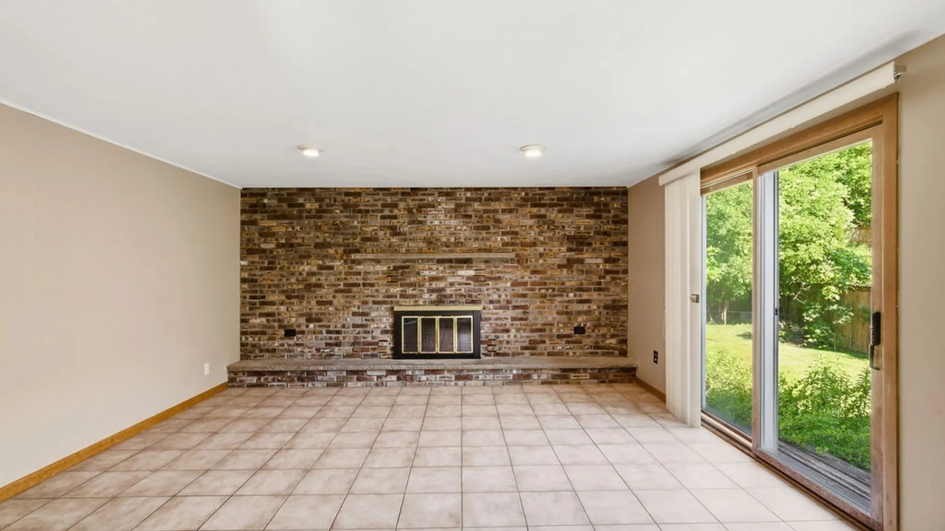 Property at 115 Plaxdale Road, Salina, NY 13088 17