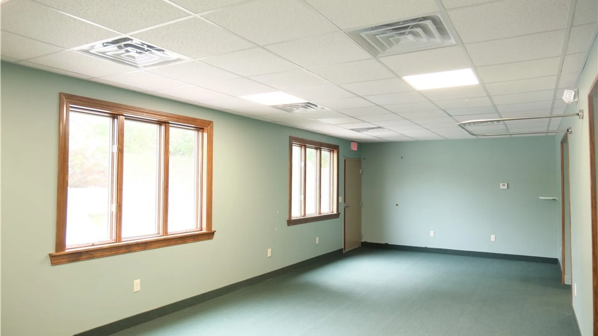 Property at 4085 Seneca Street, West Seneca, NY 14224 8