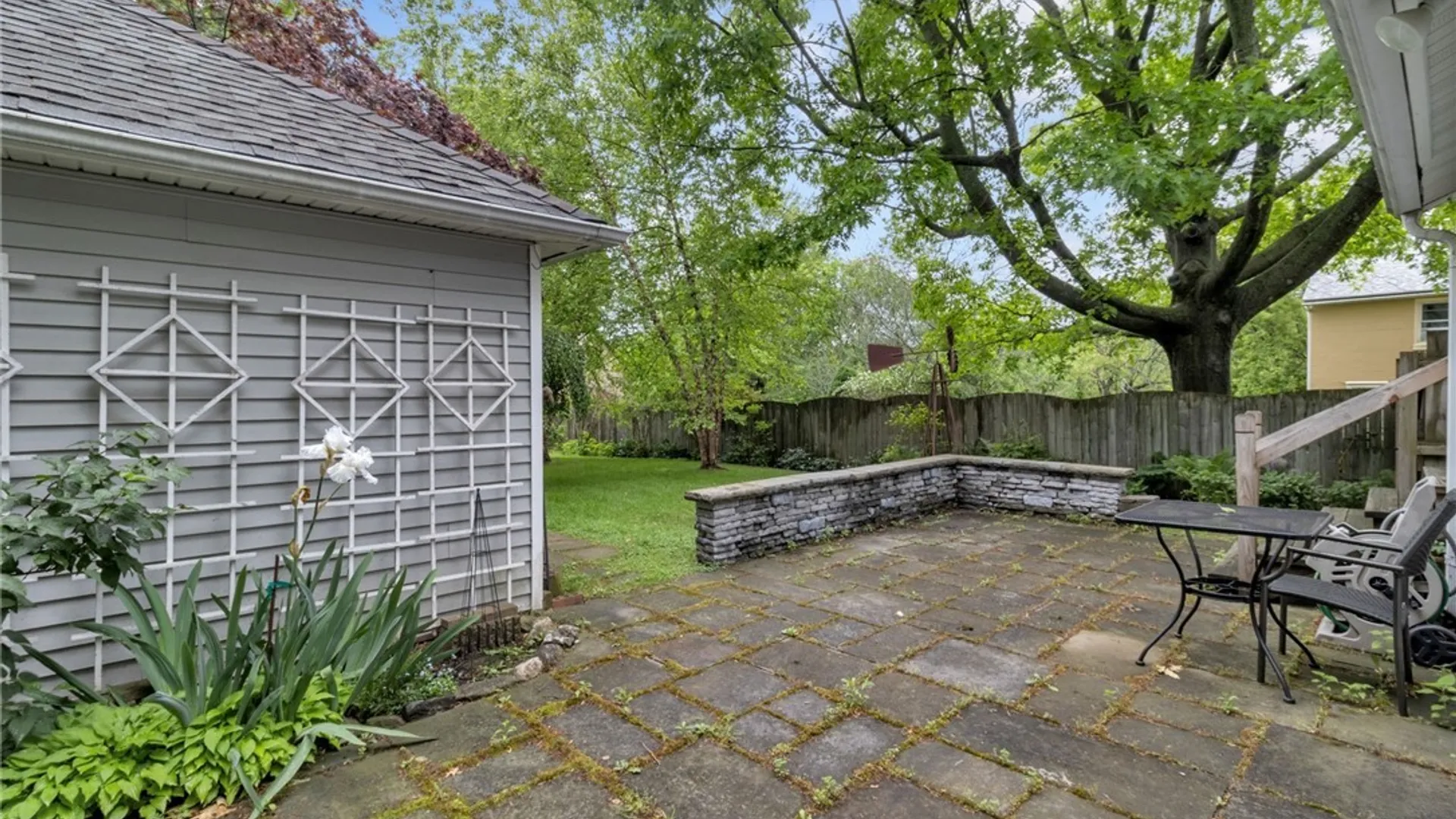 Property at 114 N Ellicott Street, Amherst, NY 14221 8