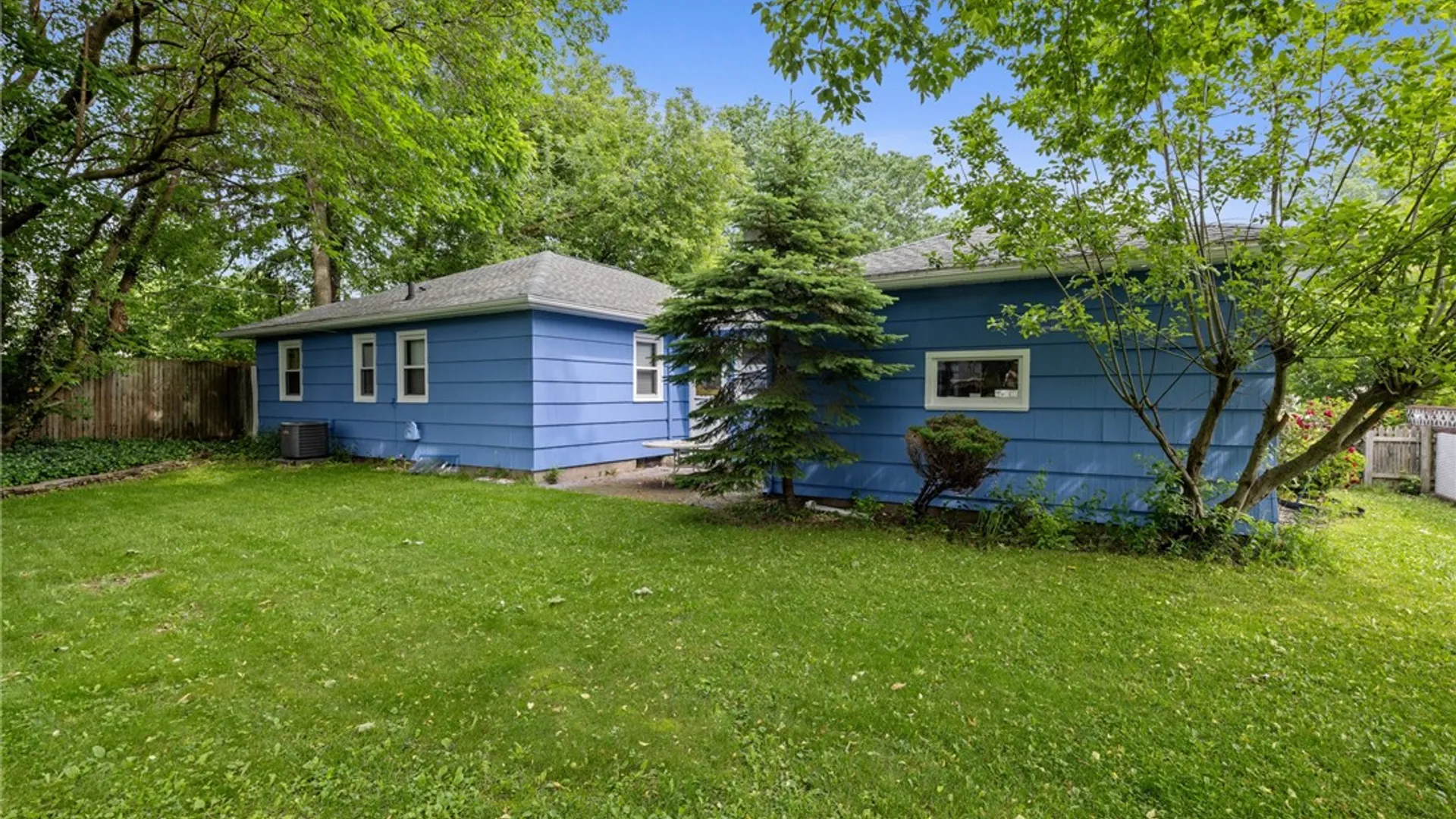 Property at 25 Wyncote Avenue, Irondequoit, NY 14609 23