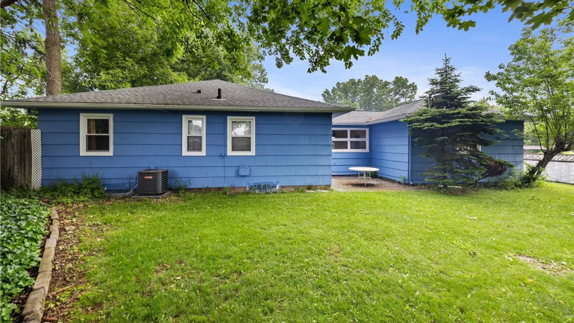 Property at 25 Wyncote Avenue, Irondequoit, NY 14609 24