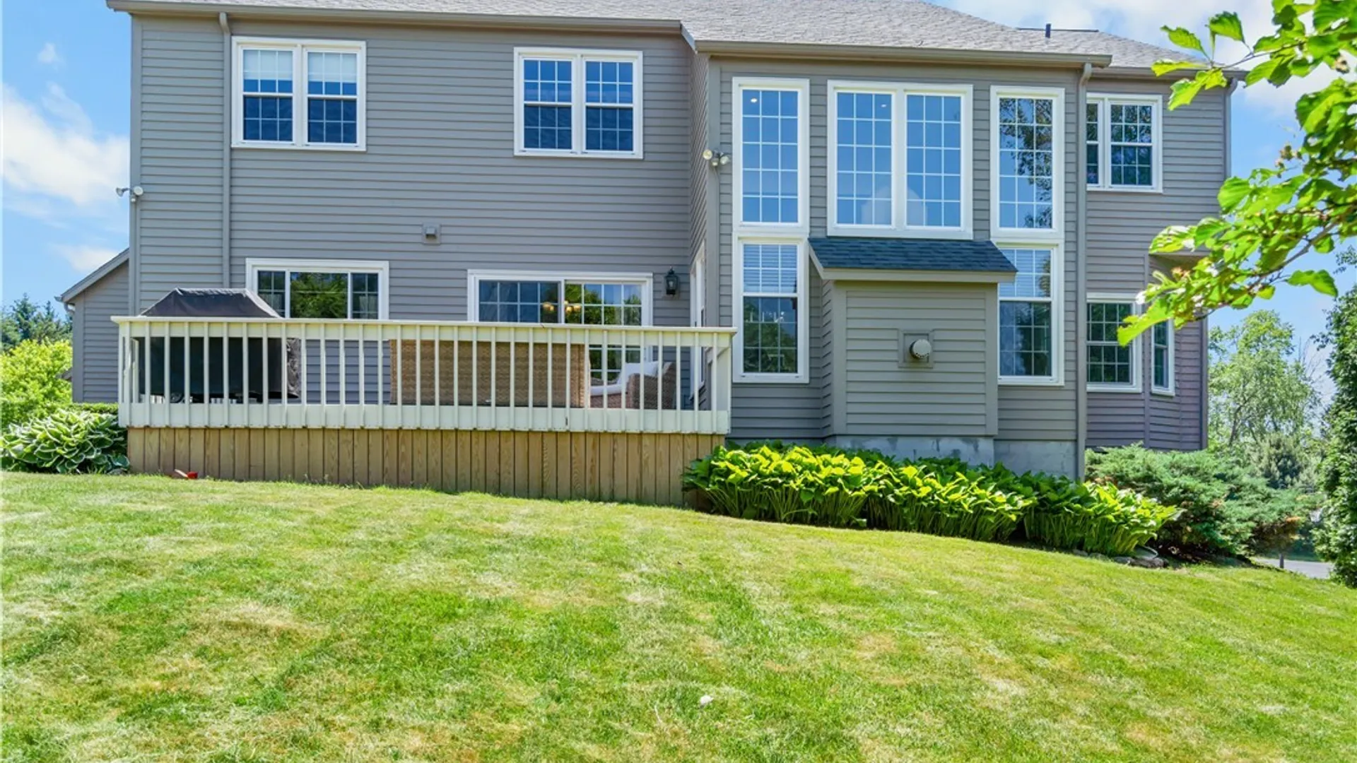 Property at 8353 Glen Eagle Dr, Manlius, NY 13104 37