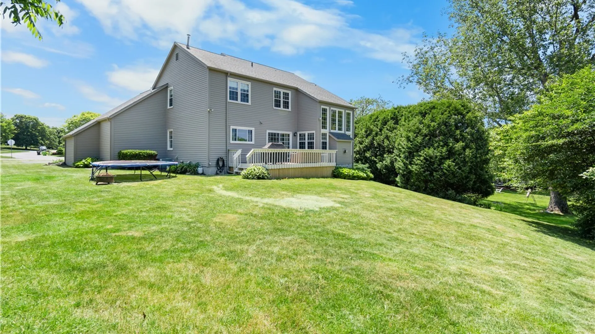 Property at 8353 Glen Eagle Dr, Manlius, NY 13104 41