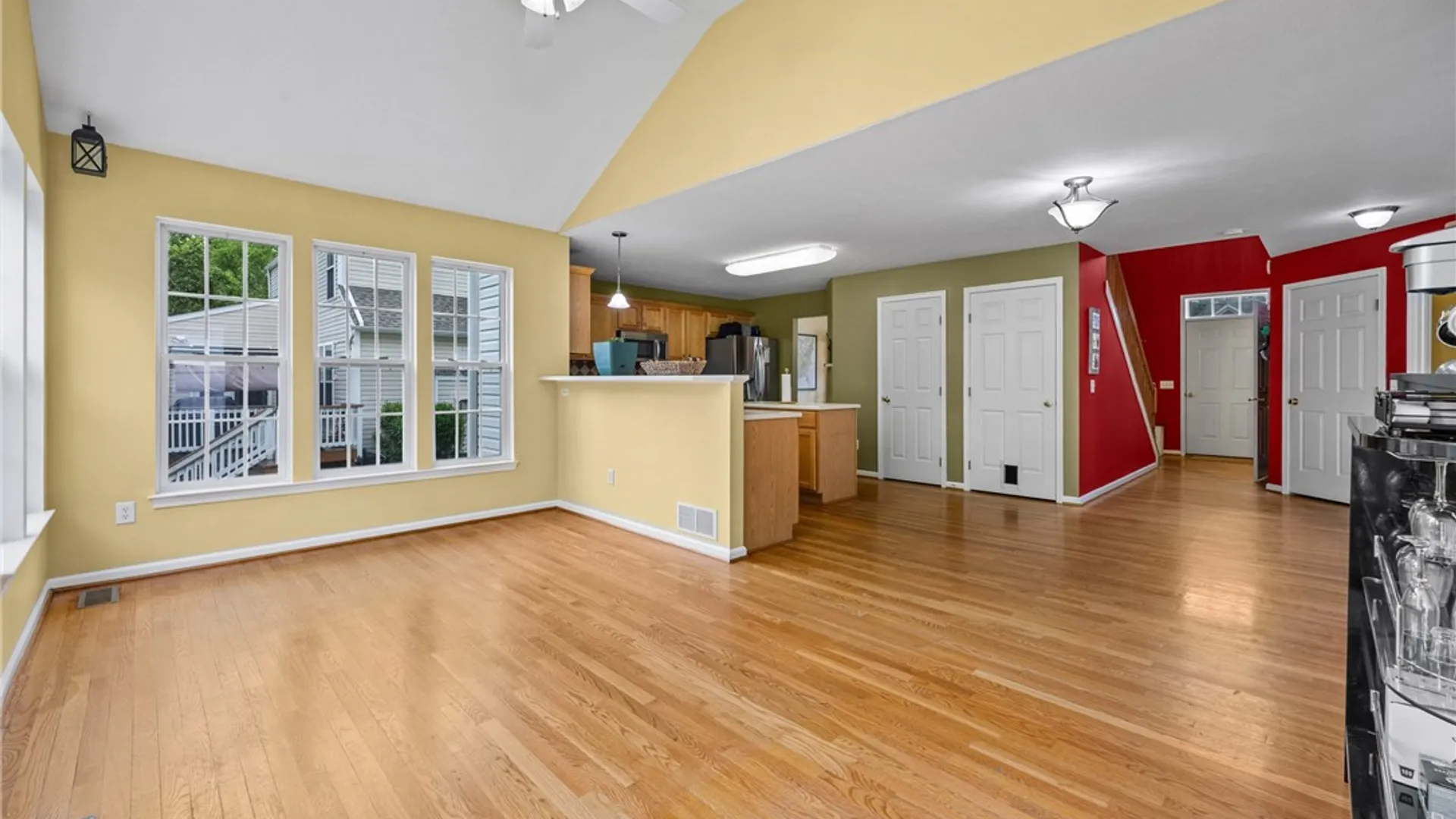 Property at 1310 Surrey Garden, Webster, NY 14580 12