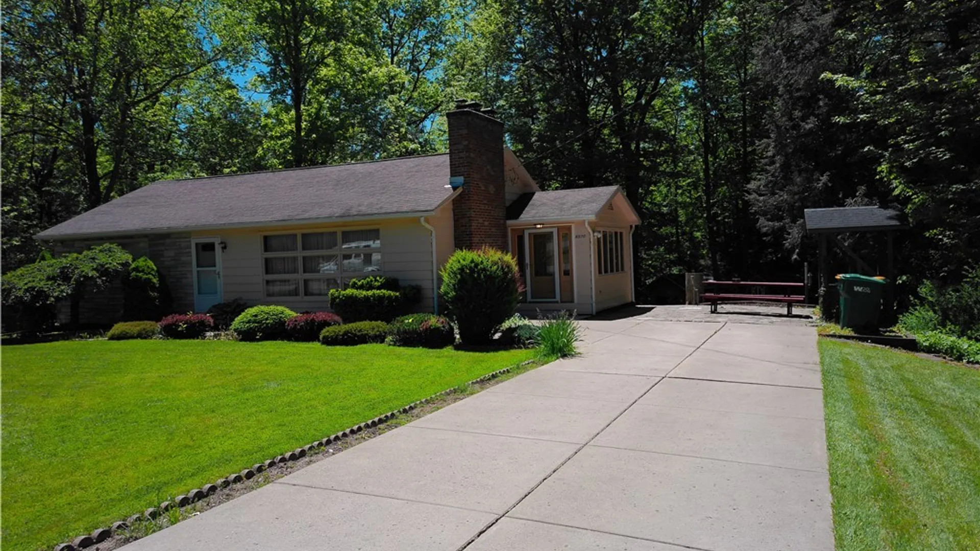 Property at 6570 Hillside Drive, Boston, NY 14127 3
