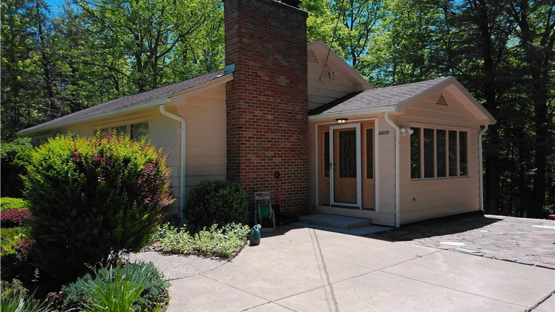 Property at 6570 Hillside Drive, Boston, NY 14127 30