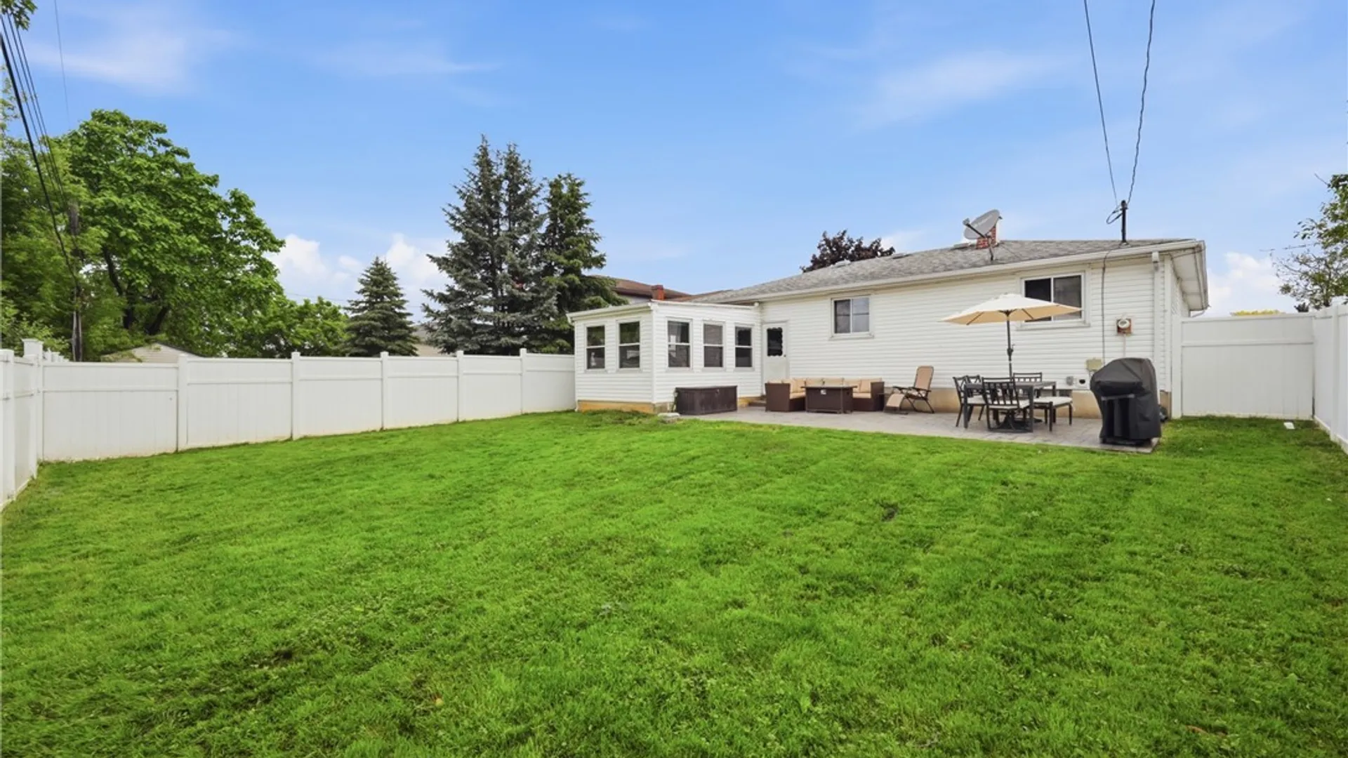 Property at 87 Bronx Drive, Cheektowaga, NY 14227 47