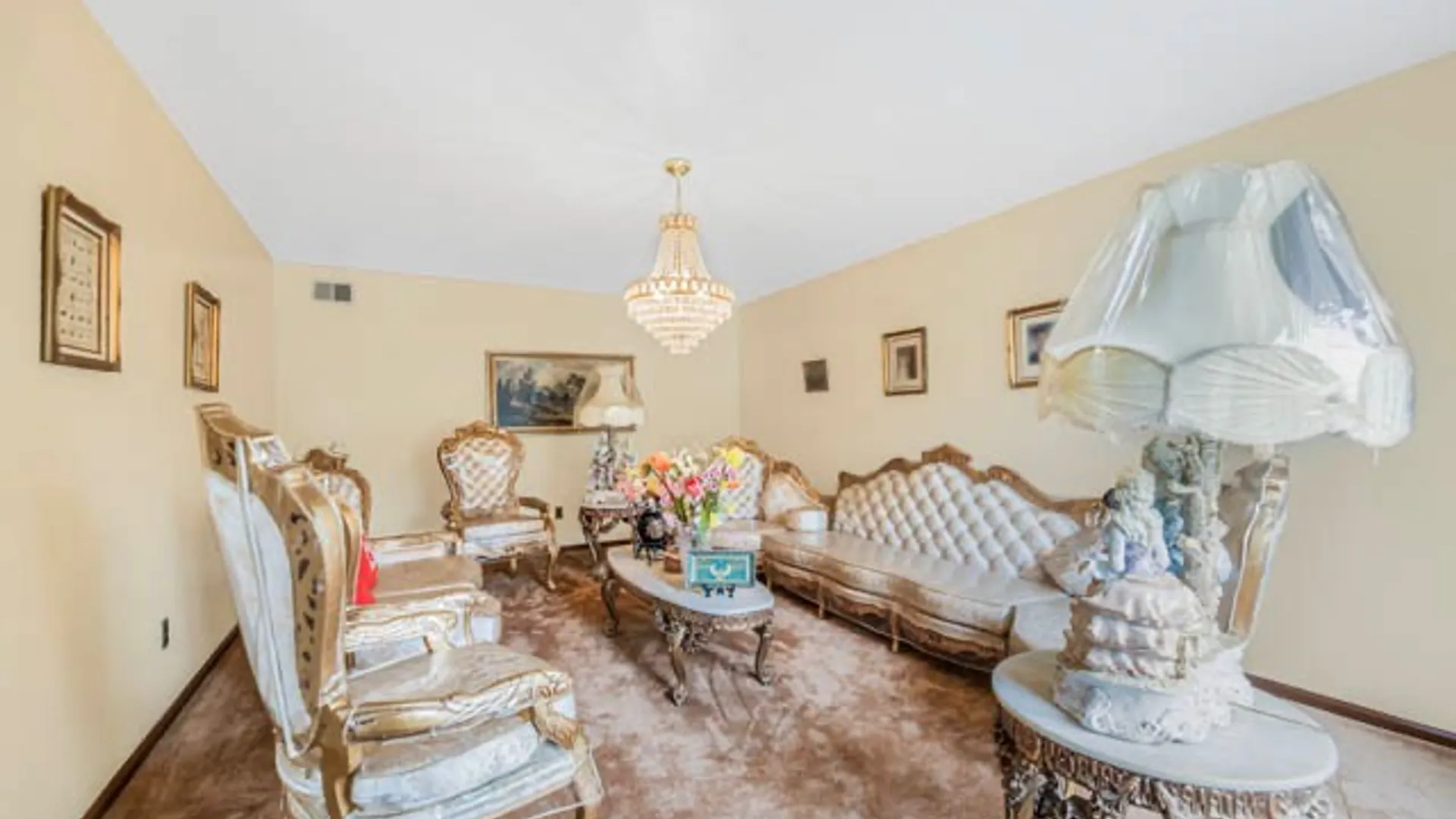 Property at 4 Carol Ln, Mamaroneck, NY 10543 16