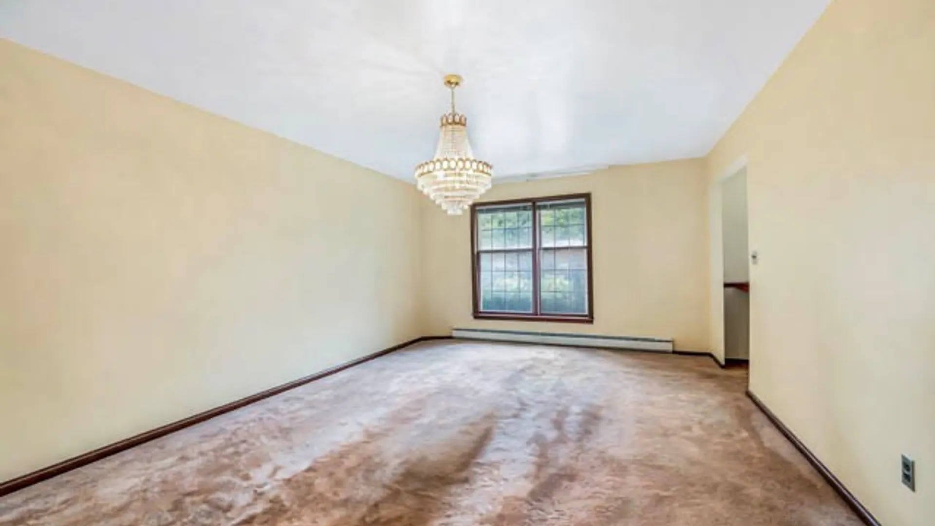 Property at 4 Carol Ln, Mamaroneck, NY 10543 17