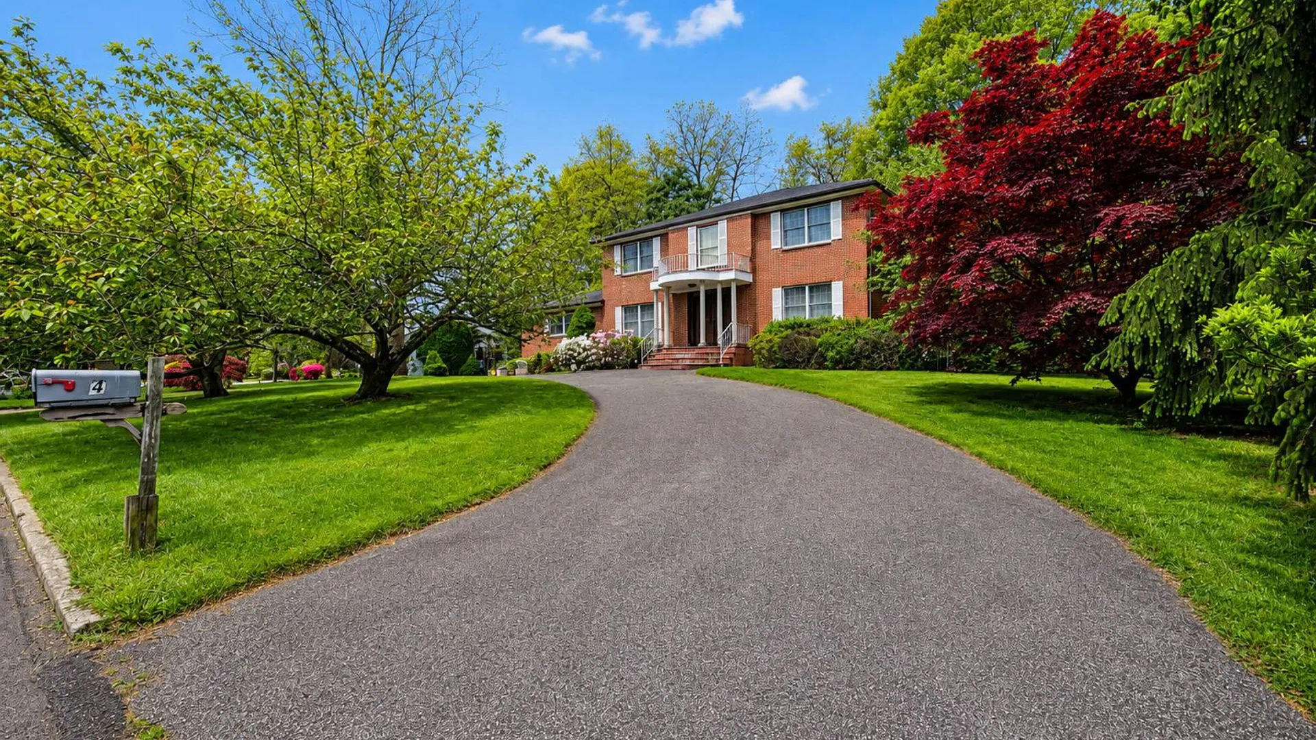 Property at 4 Carol Ln, Mamaroneck, NY 10543 2