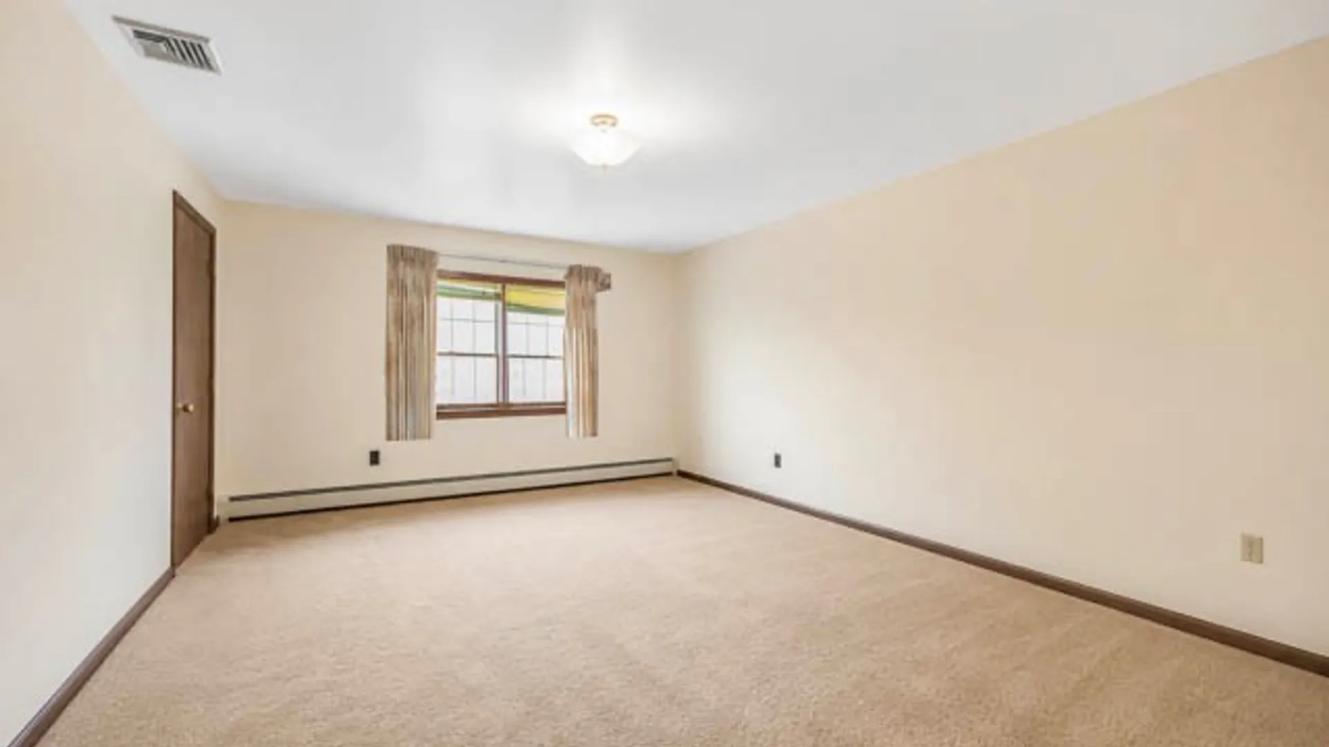 Property at 4 Carol Ln, Mamaroneck, NY 10543 41
