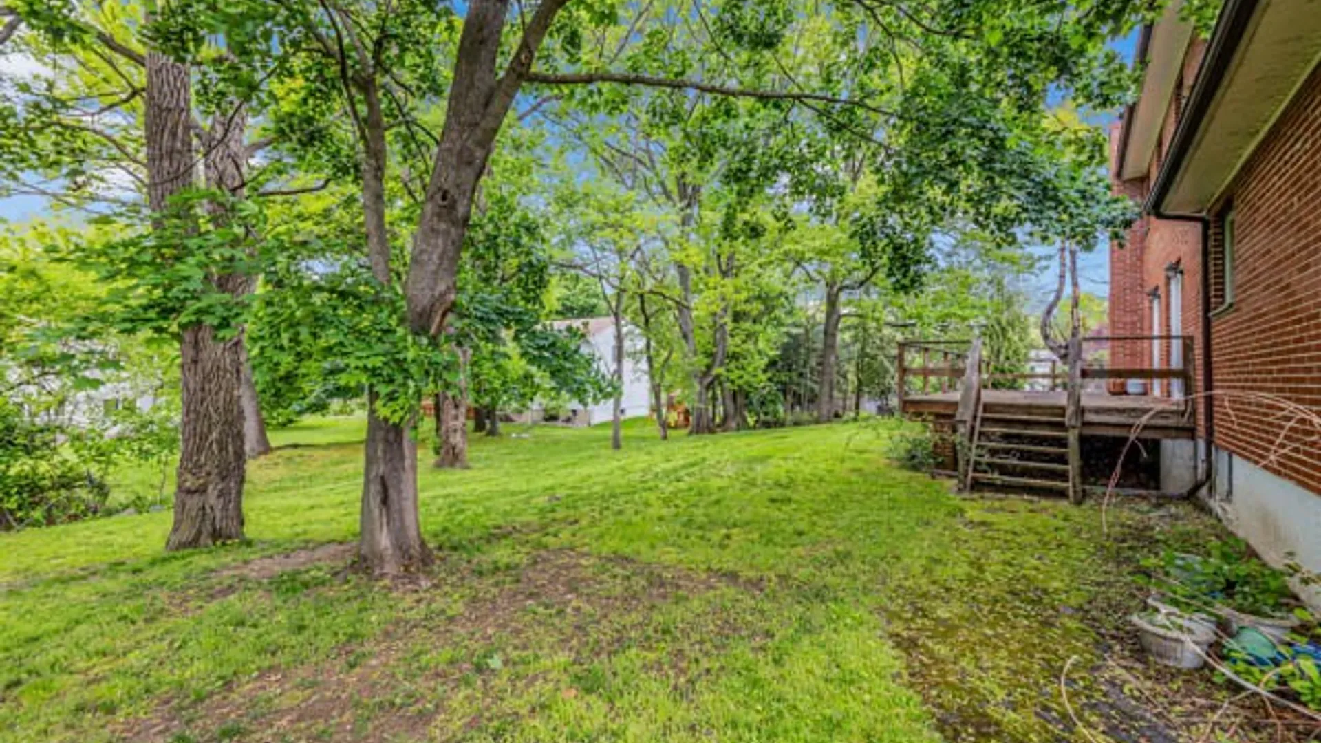 Property at 4 Carol Ln, Mamaroneck, NY 10543 9