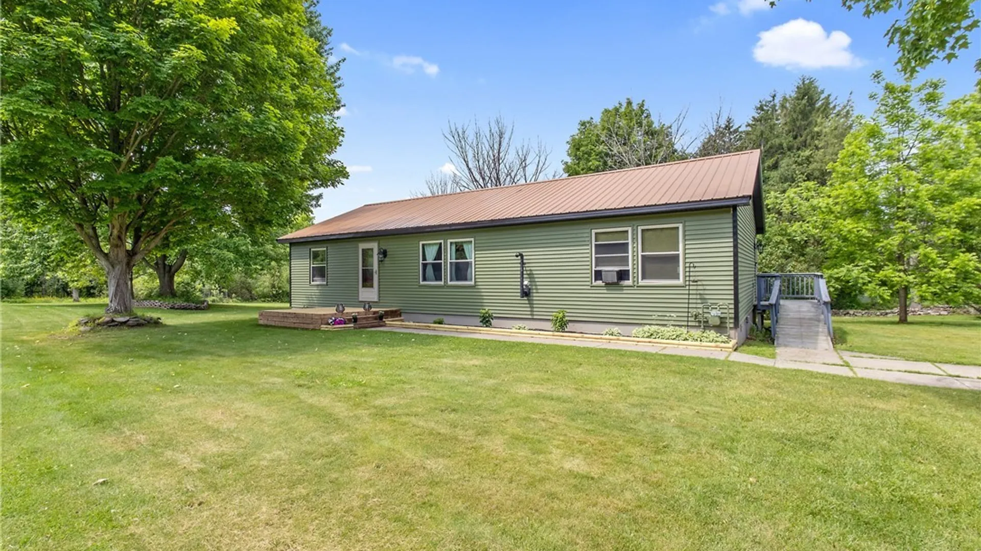 Property at 955 Middle Road, Scriba, NY 13126 2