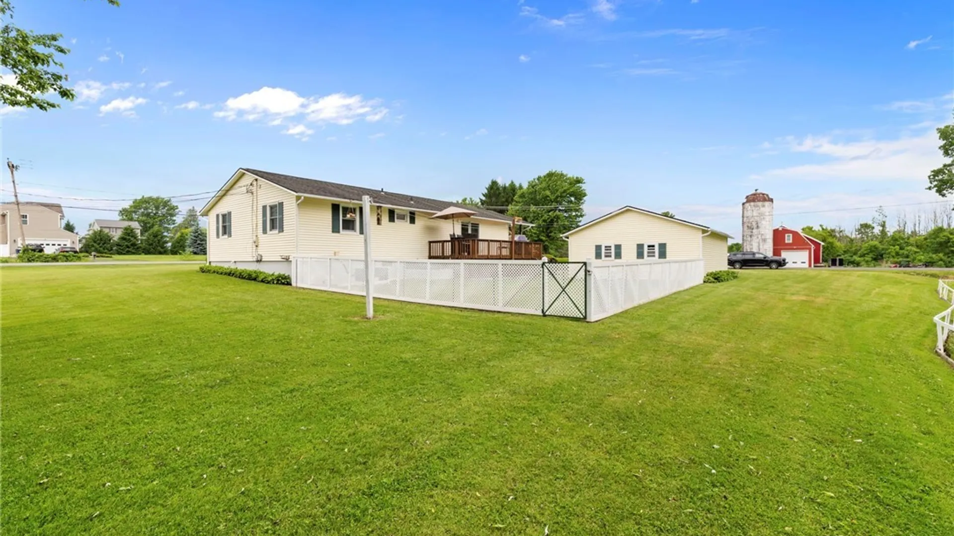 Property at 1092 Jewett Road, Skaneateles, NY 13152 6