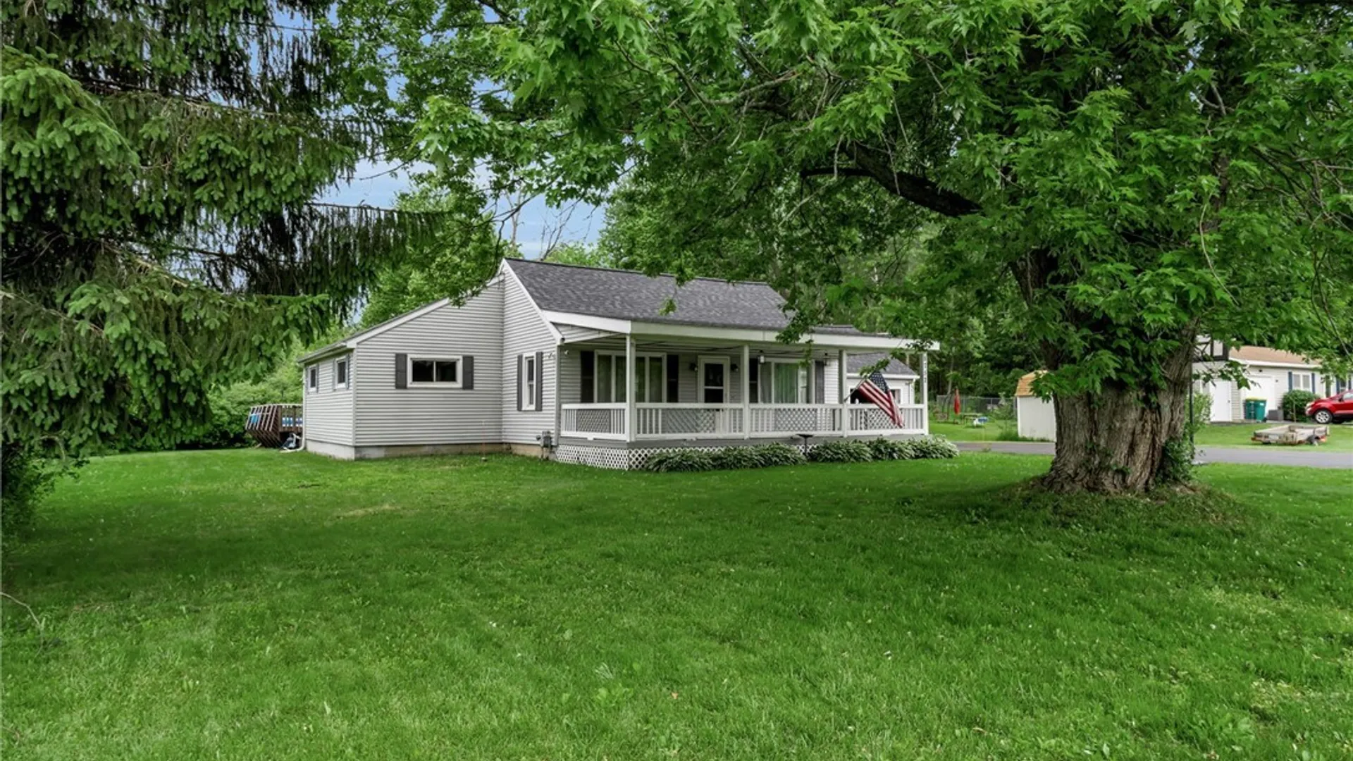 Property at 8752 Donahue Road, Batavia, NY 14020 2
